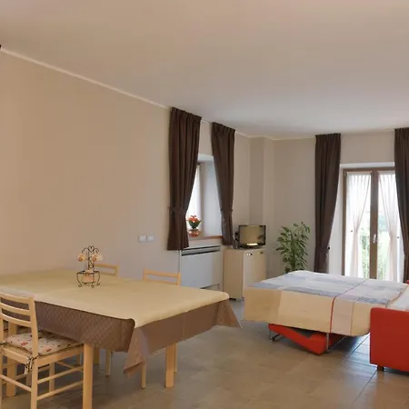 阿勒普拉兹农家乐